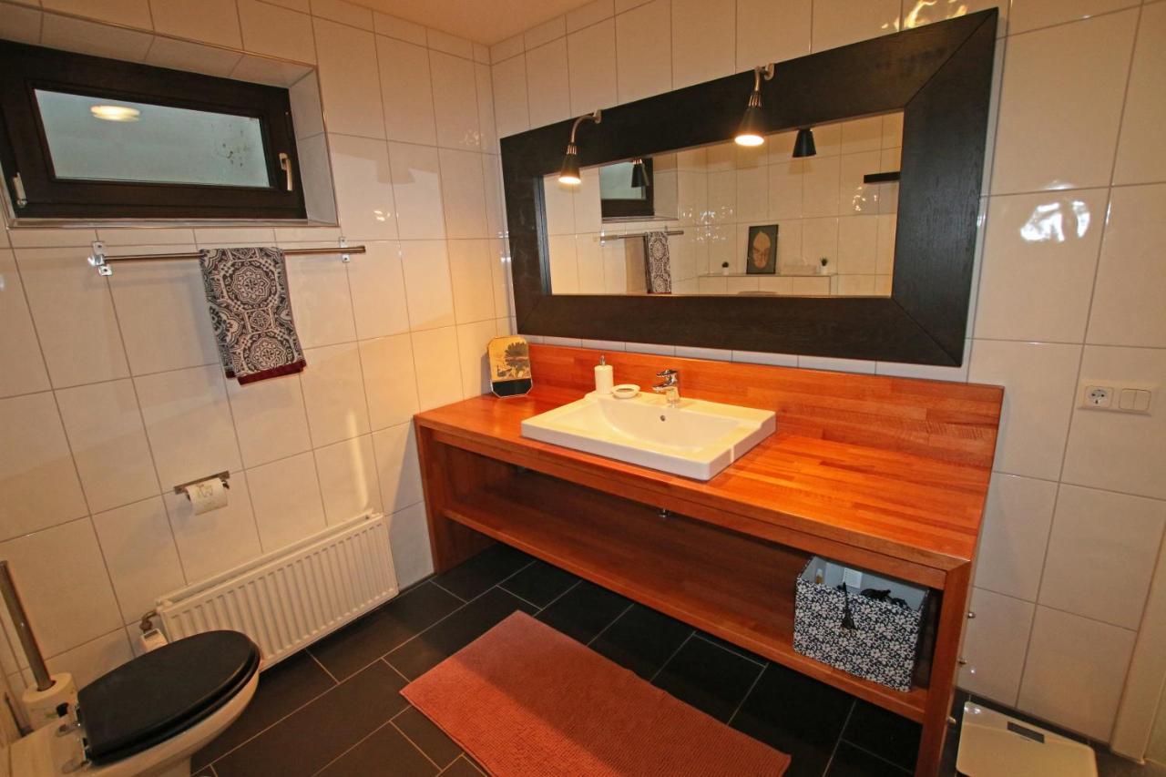 Hunsrueck Valley View Apartment With Cedar Sauna Bruschied ภายนอก รูปภาพ