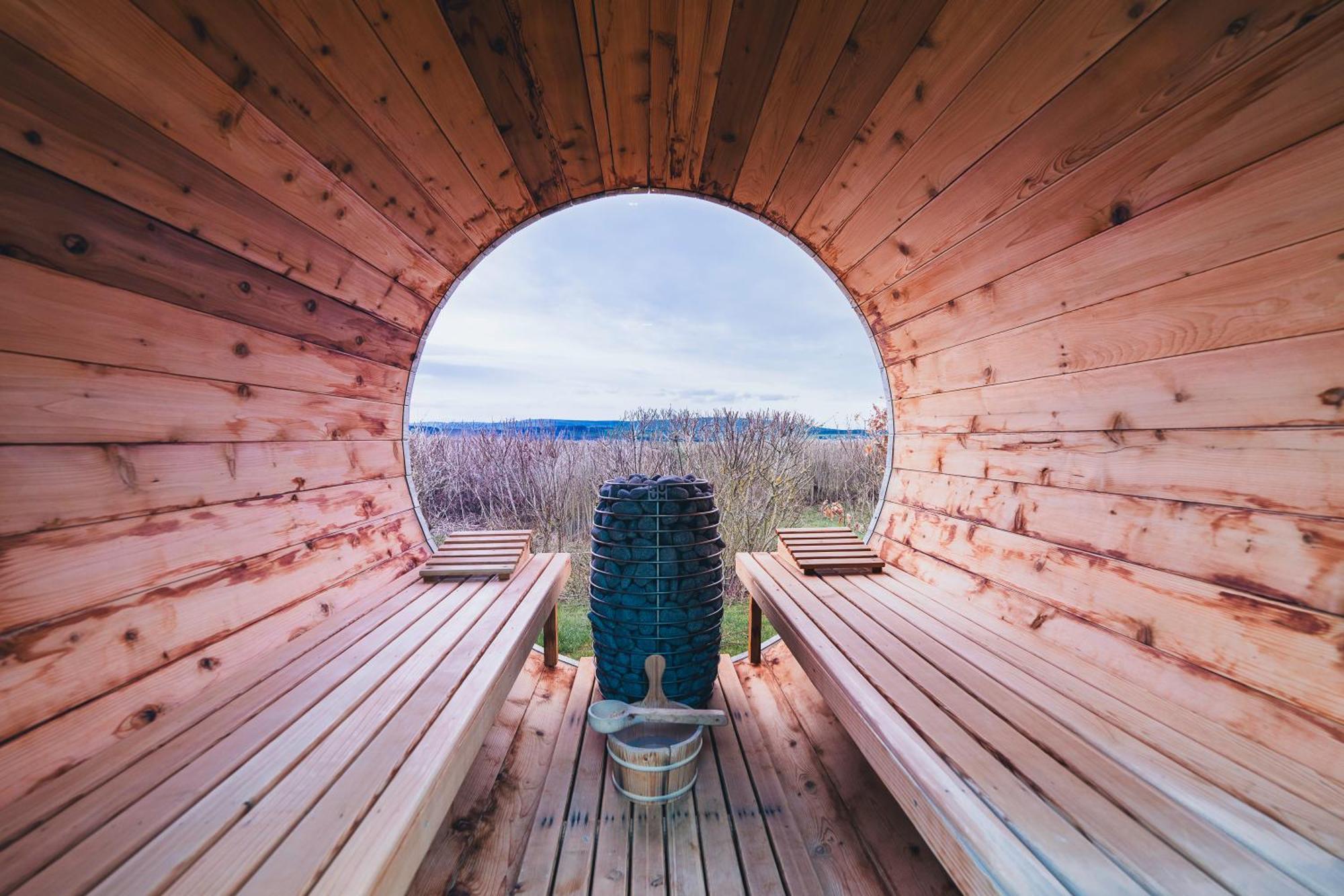 Hunsrueck Valley View Apartment With Cedar Sauna Bruschied ภายนอก รูปภาพ